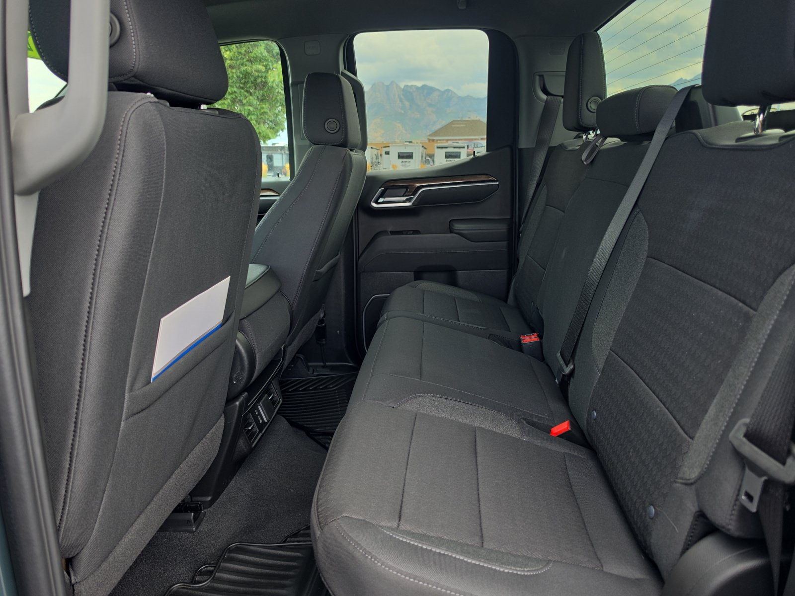 Certified 2026 Chevrolet Silverado 1500 LT AWD/4WD image 24