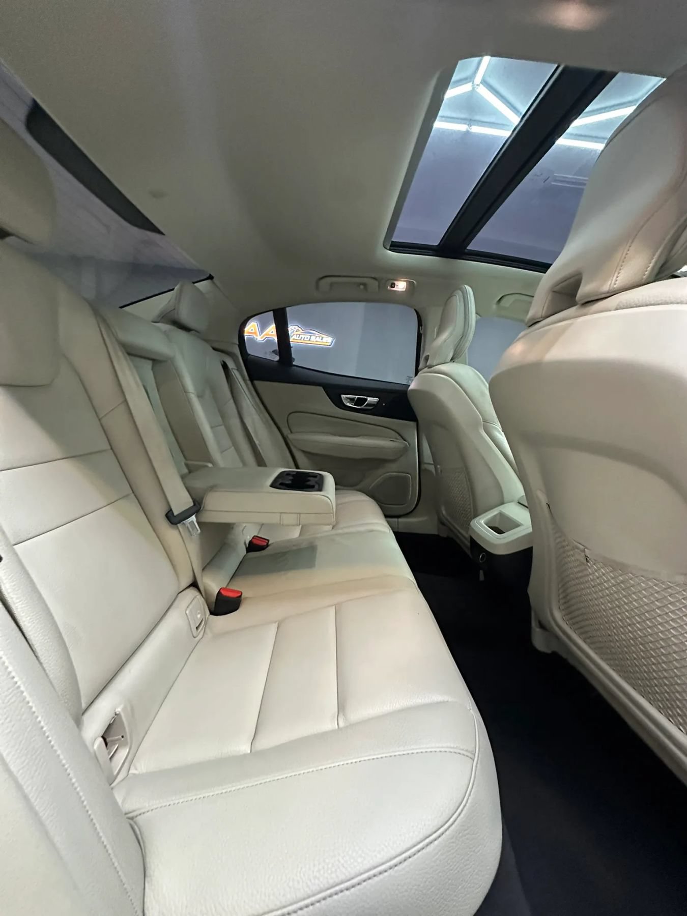 Used 2020 Volvo S60 T5 Momentum w/ Protection Package Premier FWD image 32