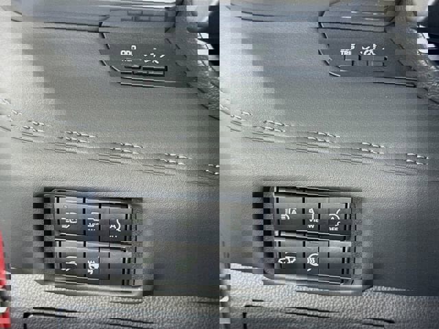 Used 2024 Toyota Highlander Limited image 10