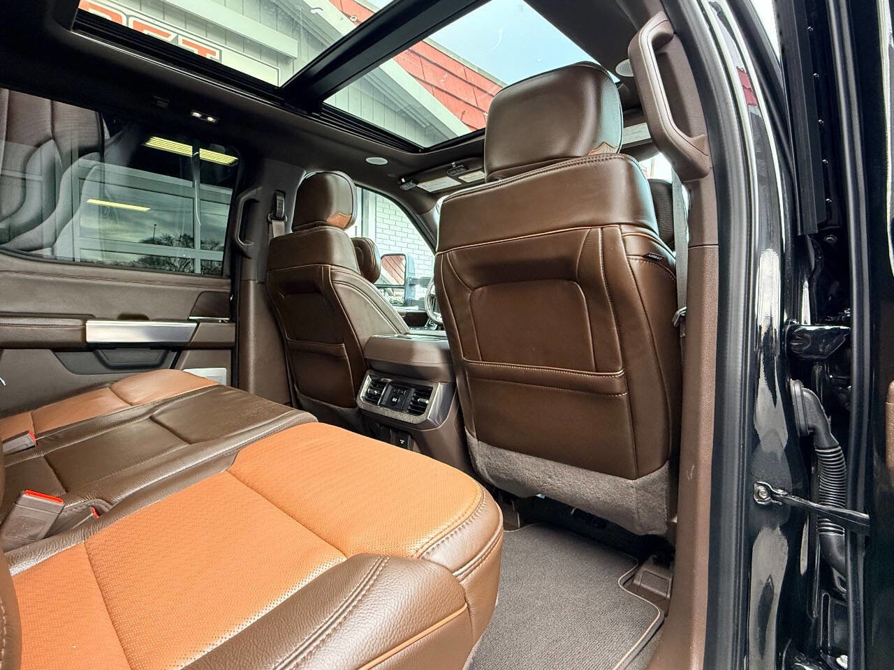 Used 2023 Ford F250 King Ranch w/ FX4 Off-Road Package image 42