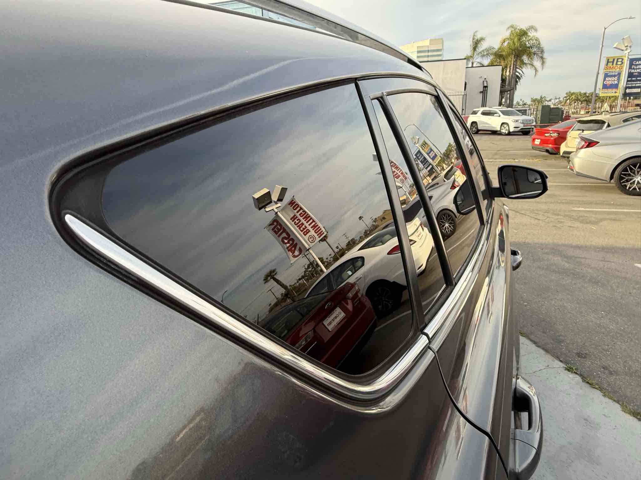 Used 2017 Toyota RAV4 LE image 23