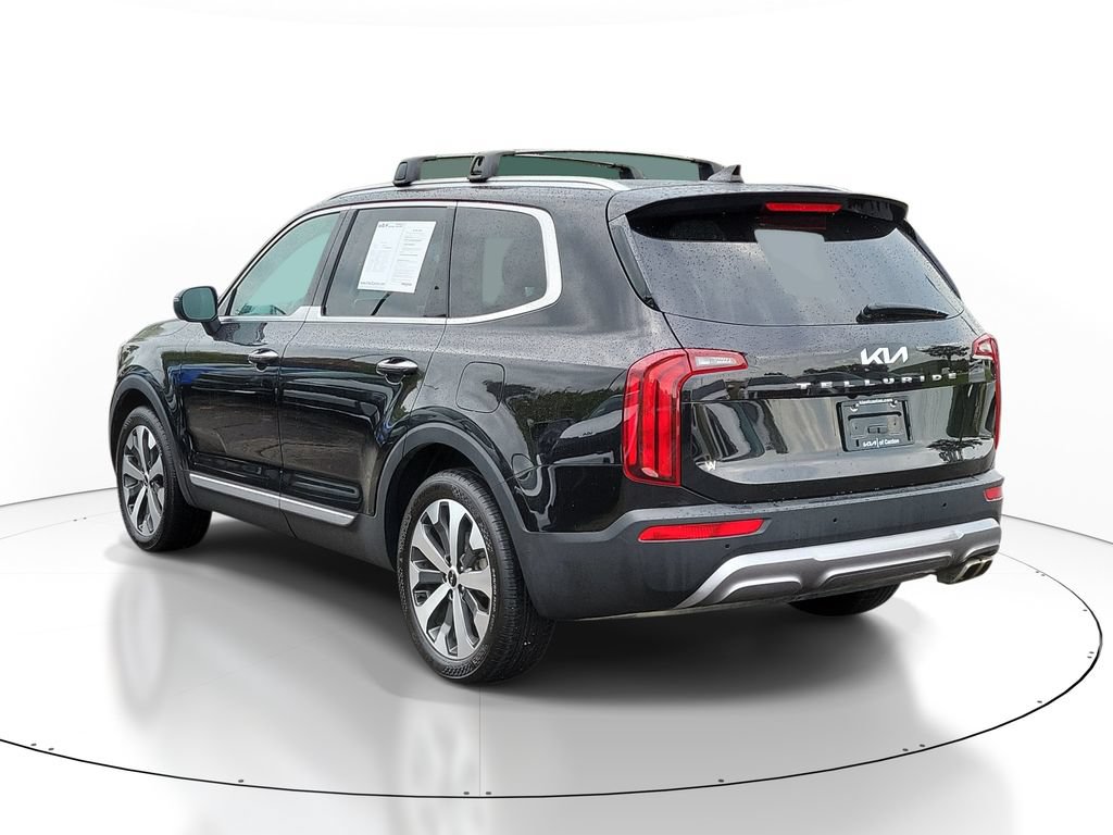 Certified 2022 Kia Telluride S FWD image 3