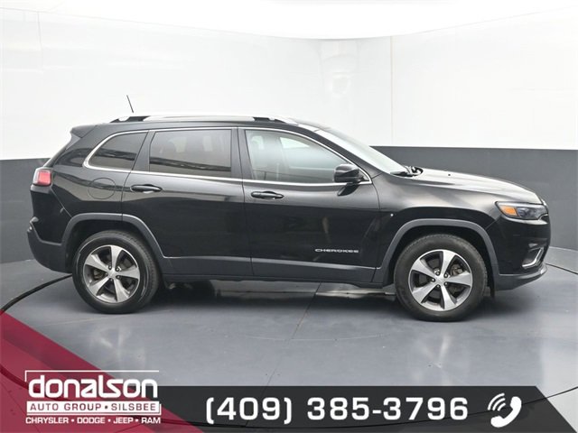 Used 2020 Jeep Cherokee Limited image 3