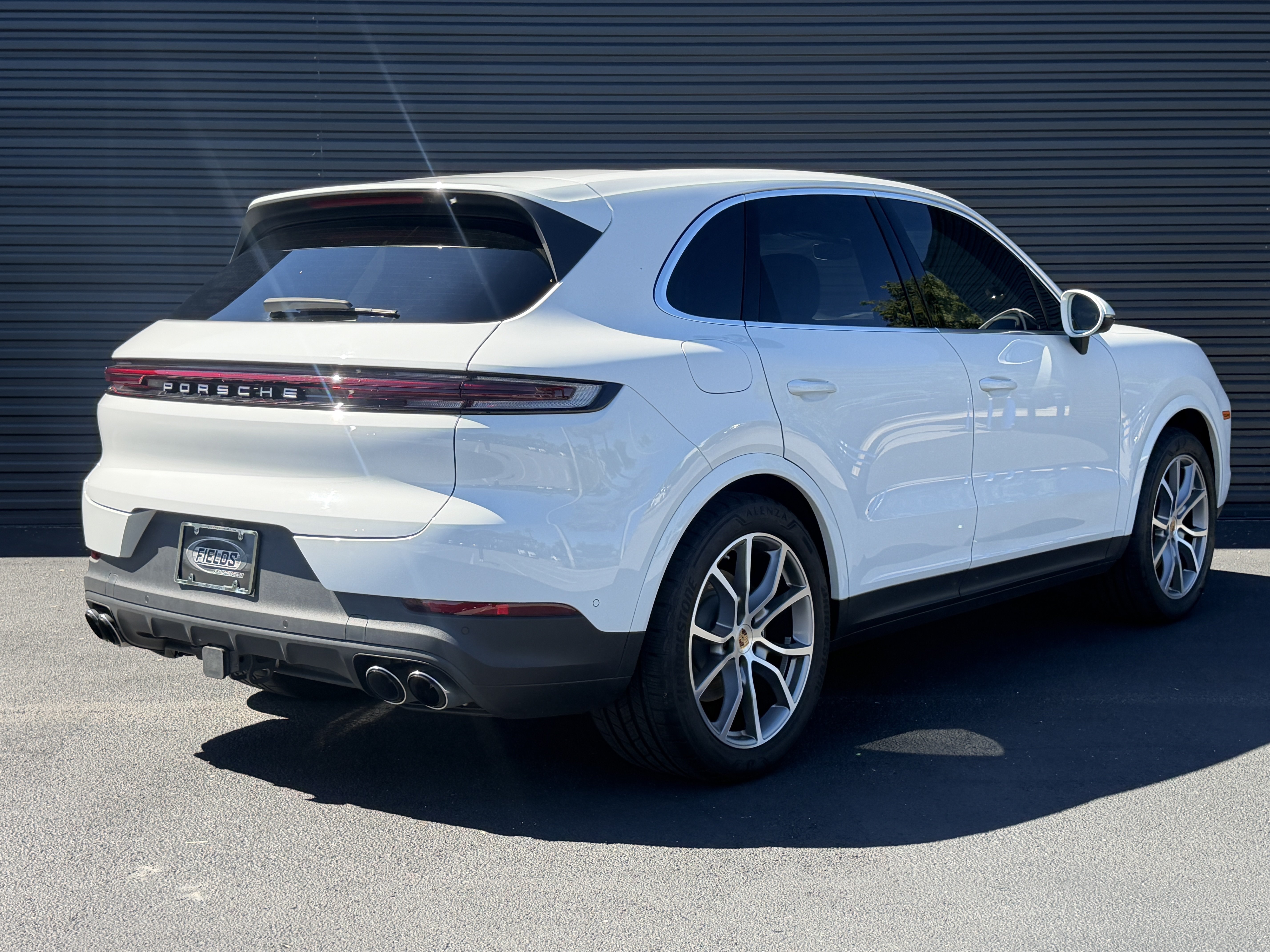 Certified 2025 Porsche Cayenne AWD/4WD image 13
