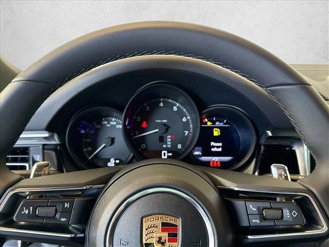 Certified 2026 Porsche Macan AWD/4WD image 14