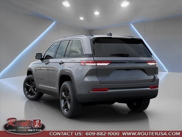 New 2027 Jeep Grand Cherokee Limited AWD/4WD image 3