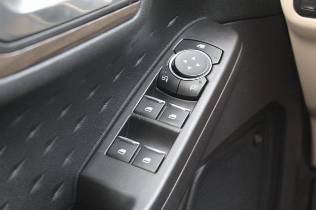 Used 2020 Ford Escape Titanium image 21