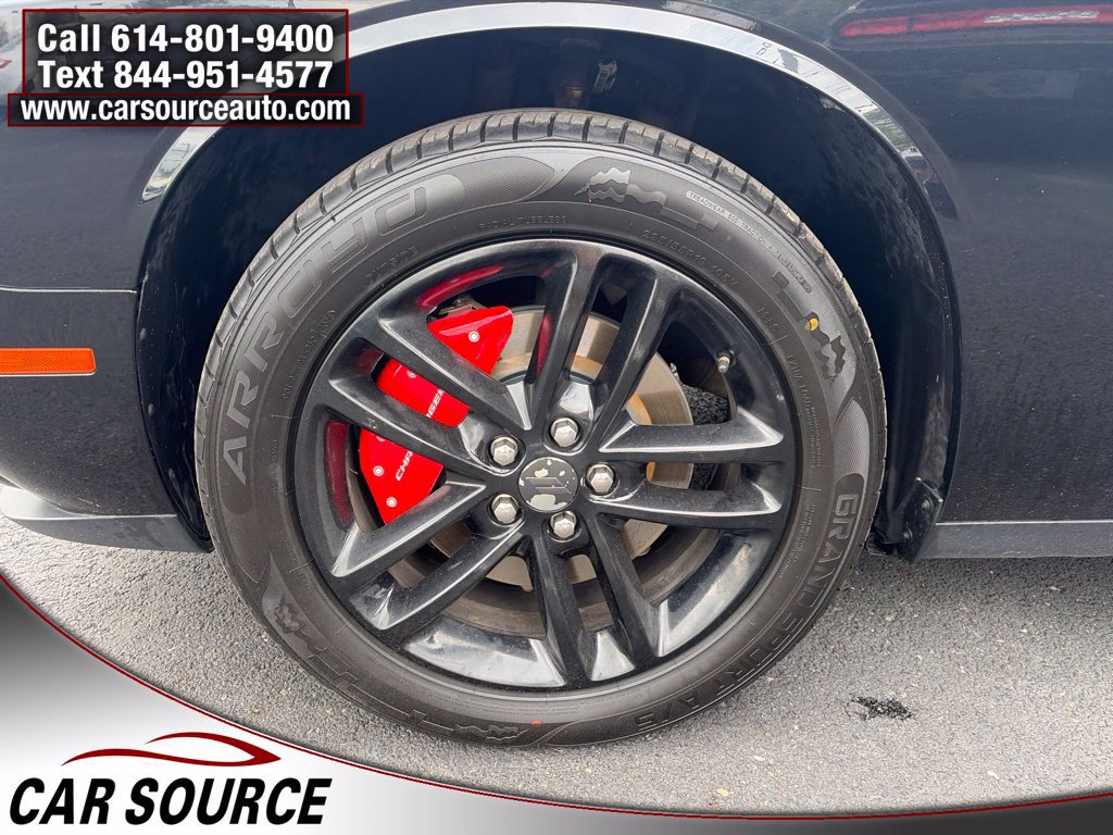 Used 2019 Dodge Challenger SXT AWD/4WD image 24