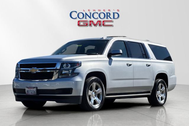 Used 2016 Chevrolet Suburban LT image 8