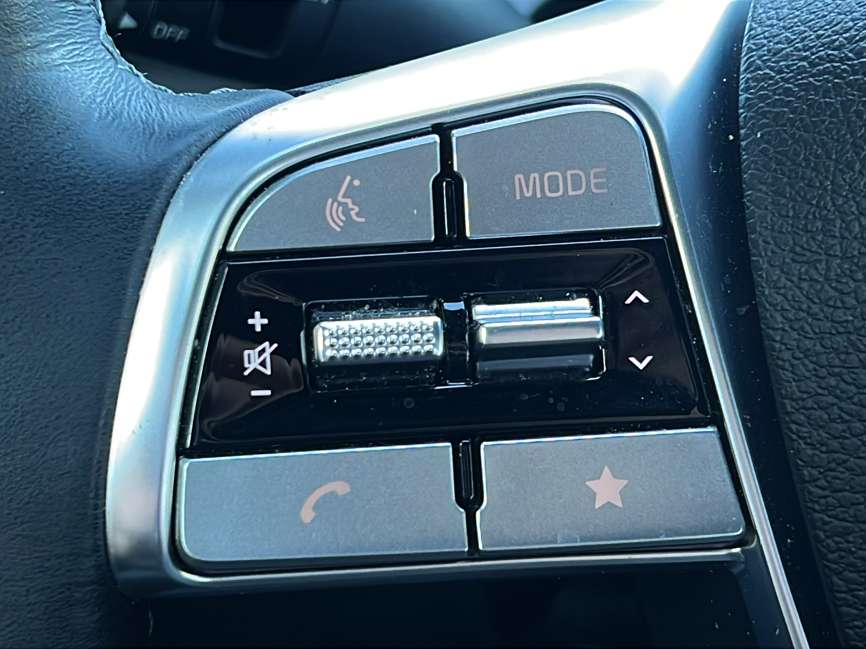 Certified 2024 Kia Telluride SX Prestige X-Line AWD/4WD image 21