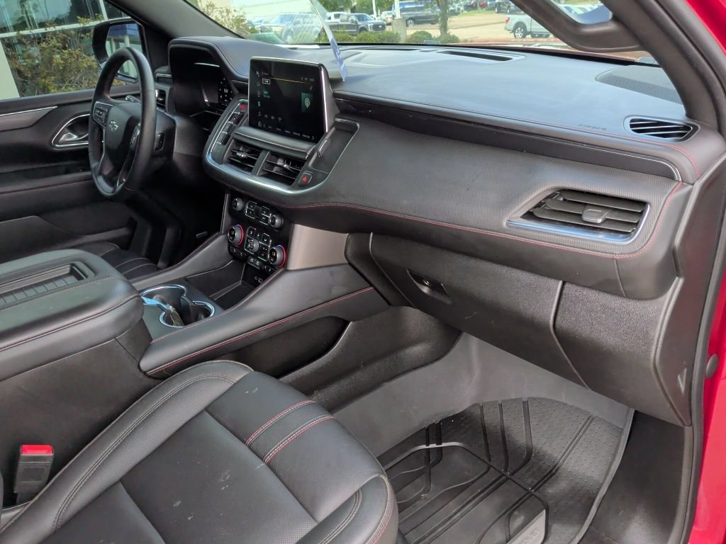 Used 2023 Chevrolet Suburban RST w/ Luxury Package AWD/4WD image 21