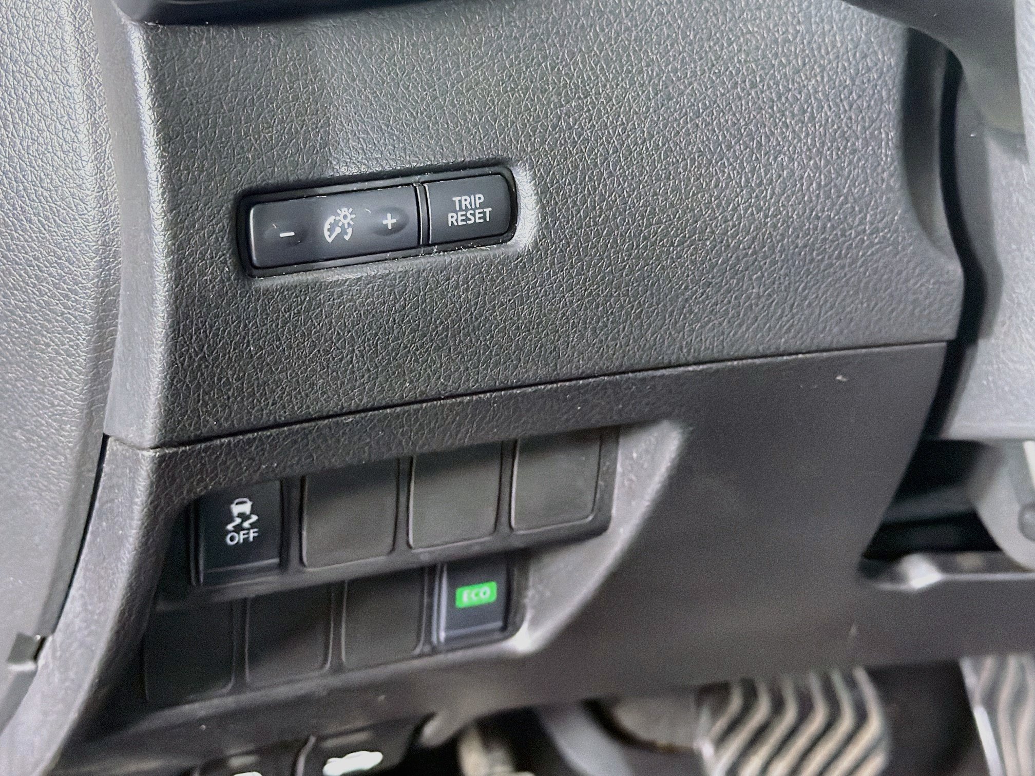 Used 2018 Nissan Rogue Sport S FWD image 17