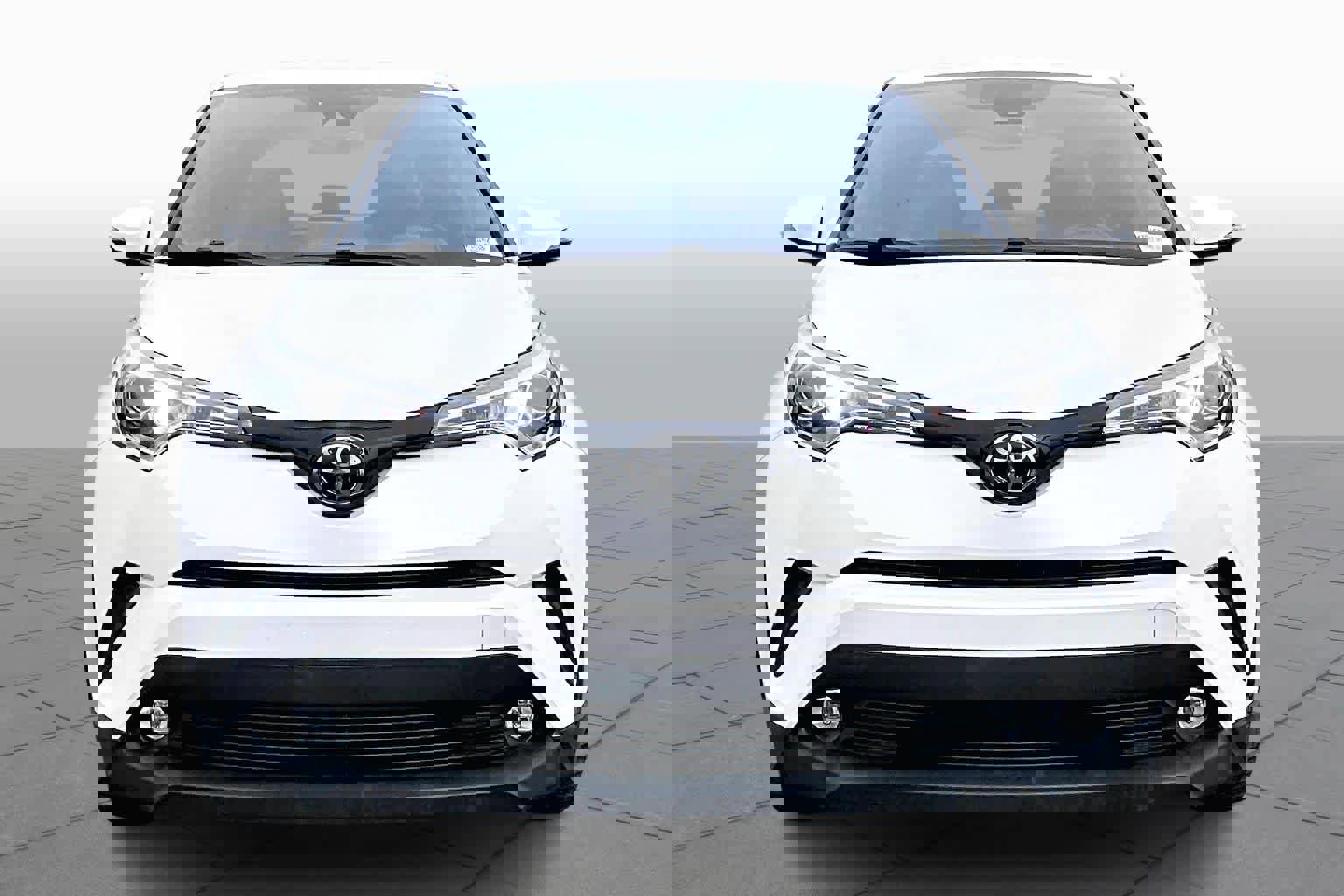 Used 2019 Toyota C-HR Limited image 3
