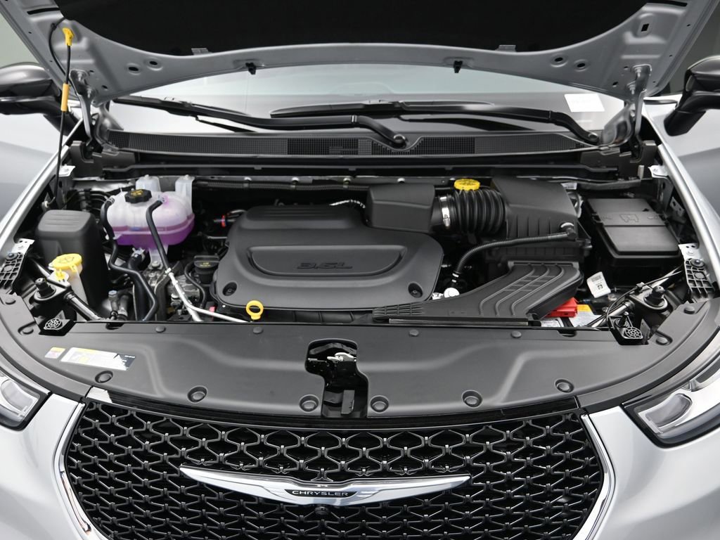 New 2026 Chrysler Pacifica Select image 28