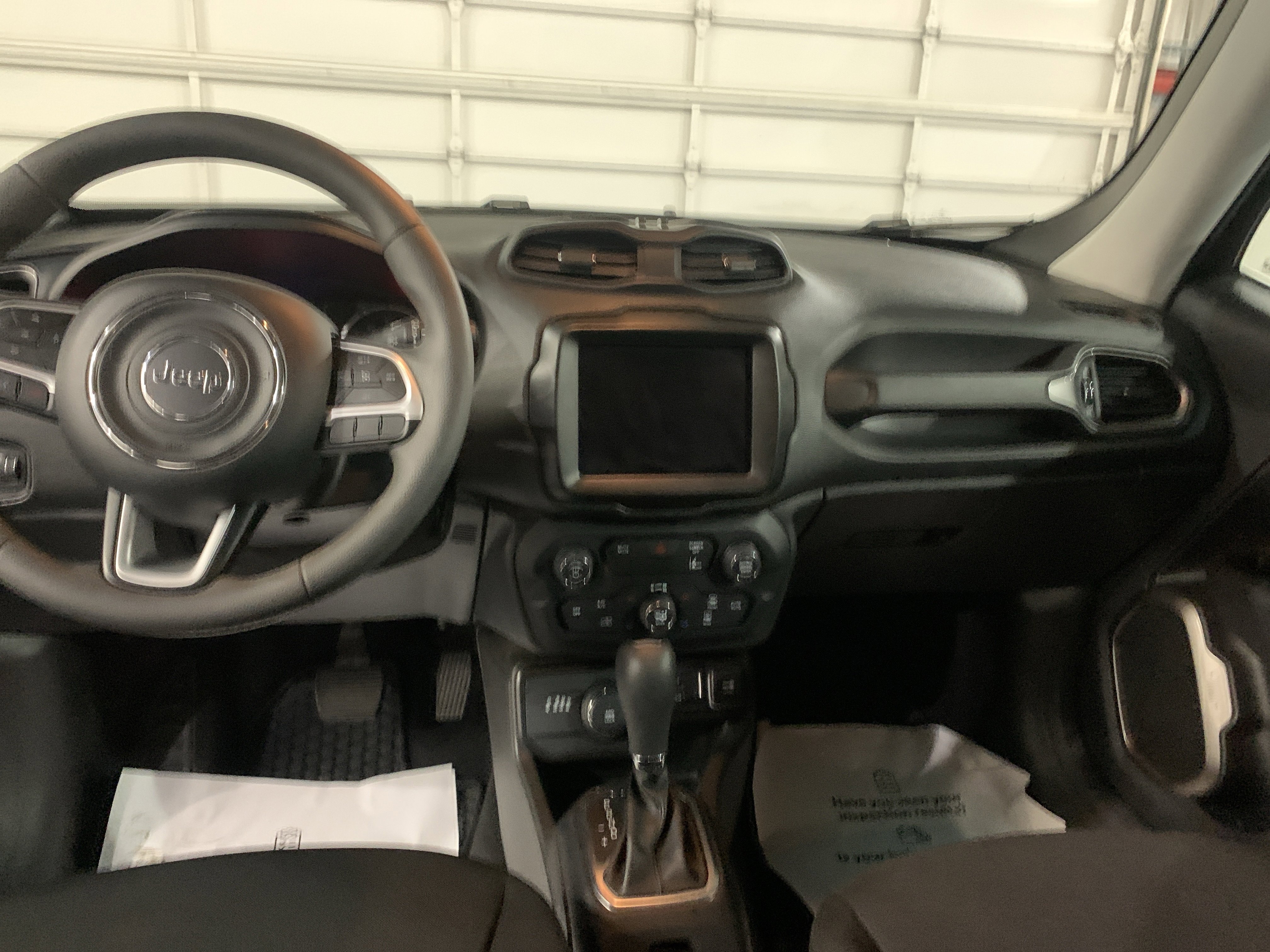 Used 2023 Jeep Renegade Latitude image 15