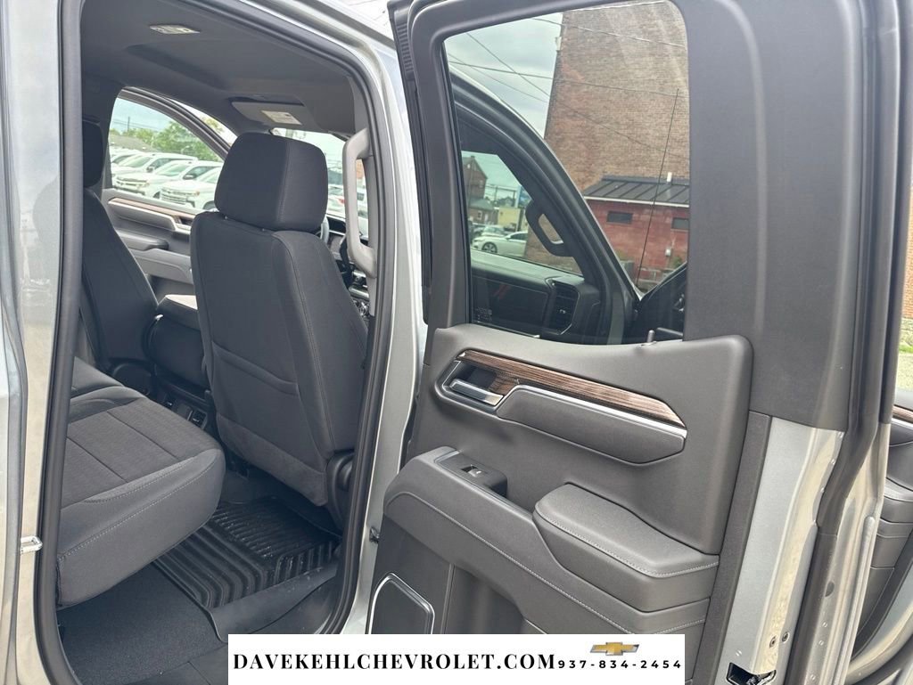 Used 2026 Chevrolet Silverado 1500 LT AWD/4WD image 11
