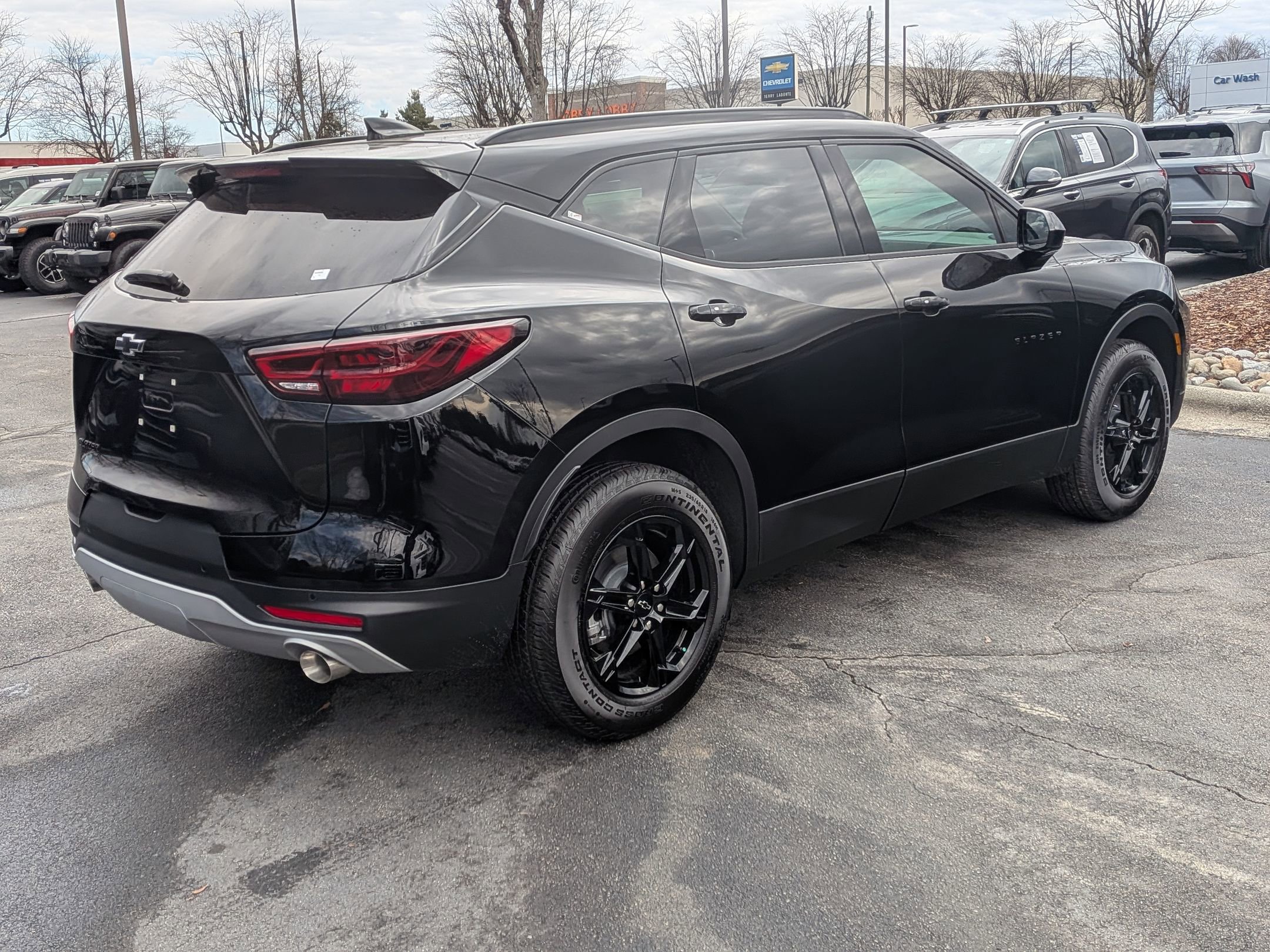 New 2026 Chevrolet Blazer LT w/ Midnight/Sport Edition FWD image 8