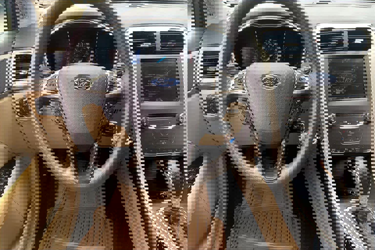 Used 2015 Ford Fusion SE FWD image 6