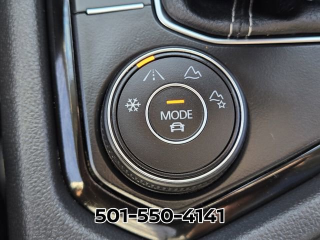 Used 2024 Volkswagen Taos SEL image 33