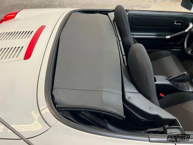 Used 2003 Toyota MR2 Spyder image 87