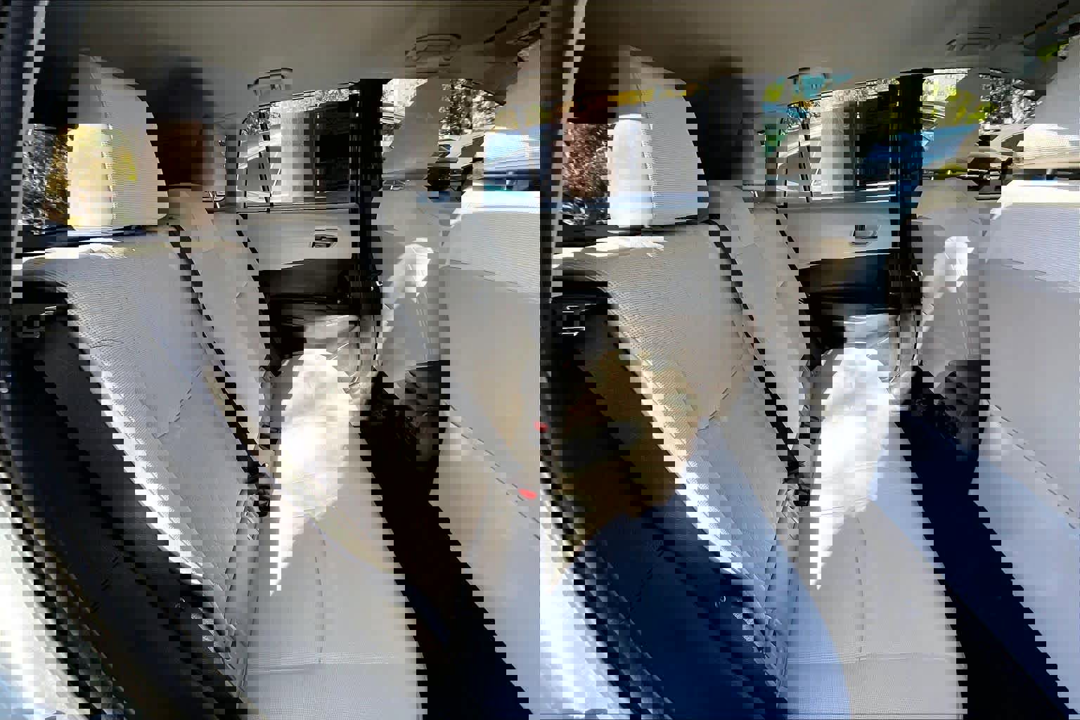 Used 2023 Toyota Corolla Cross L image 20