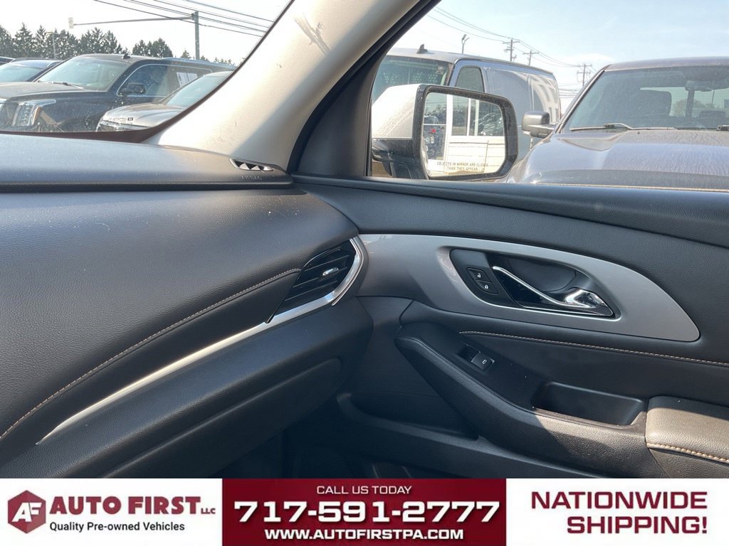 Used 2019 Chevrolet Traverse LT w/ LT Premium Package AWD/4WD image 29