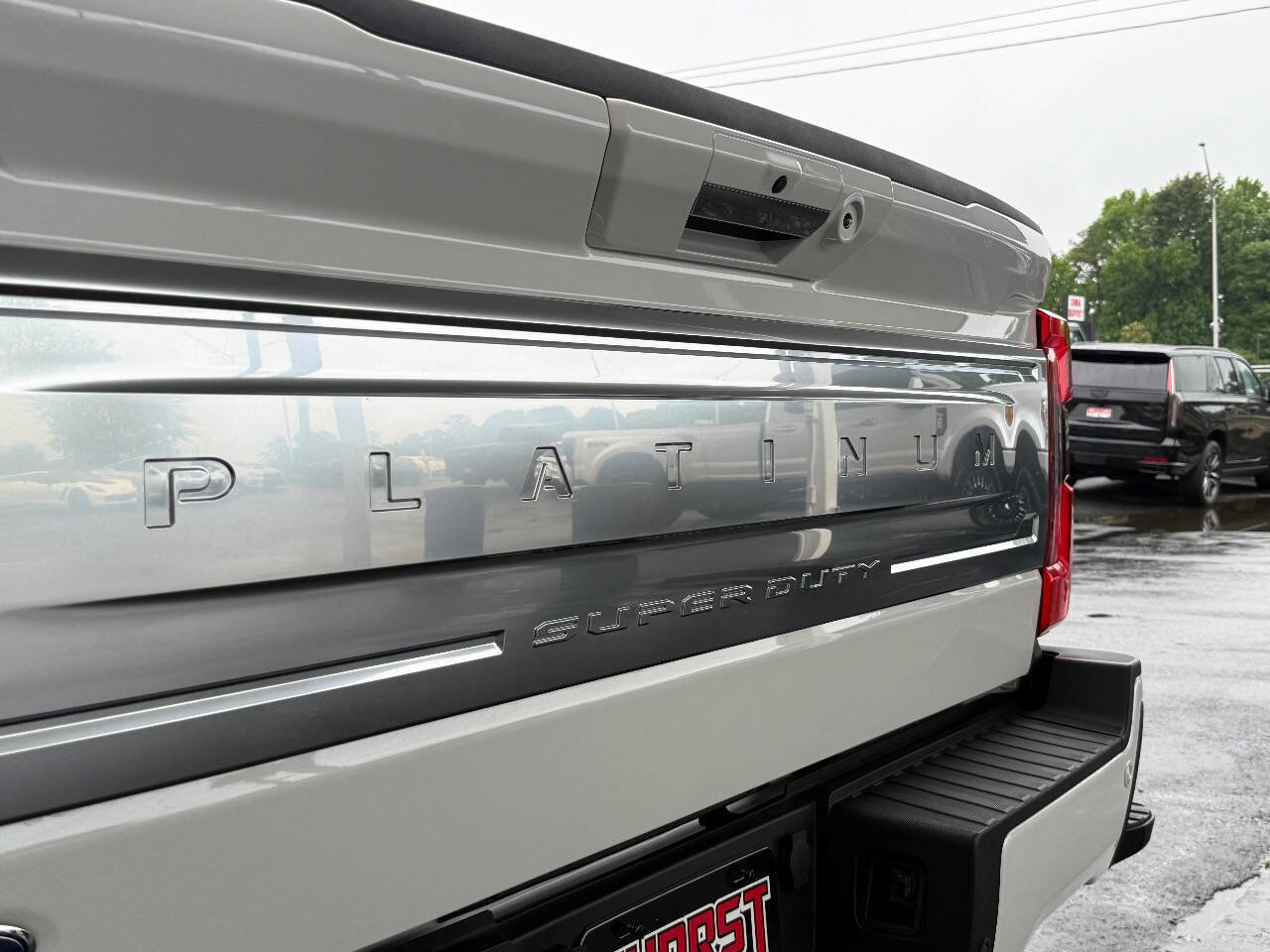 Used 2024 Ford F350 Platinum w/ FX4 Off-Road Package image 11