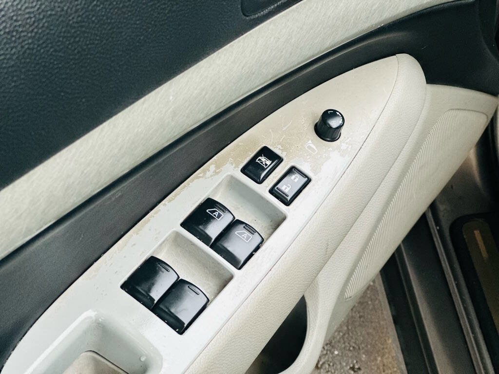 Used 2007 INFINITI G35 x Sedan image 11