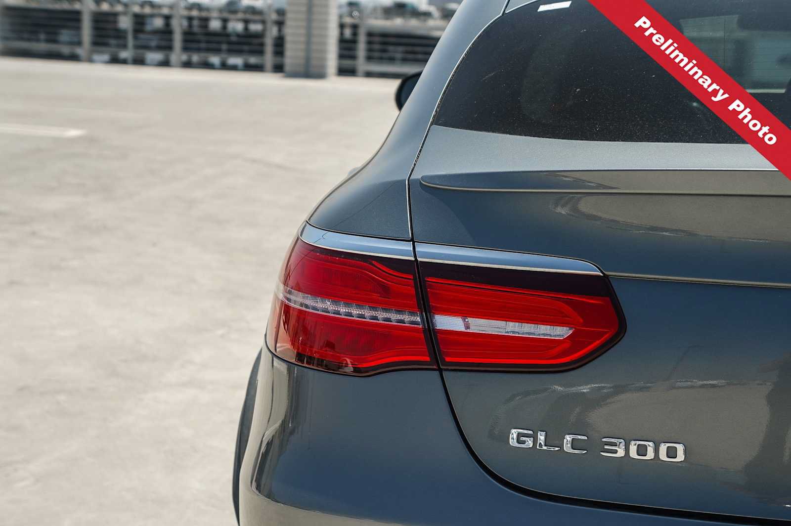 Used 2018 Mercedes-Benz GLC 300 4MATIC Coupe image 9