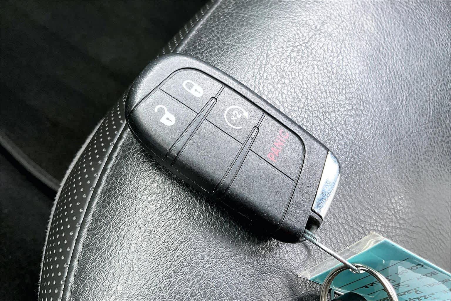 Used 2018 Jeep Renegade Limited w/ Advanced Technology Group FWD image 15