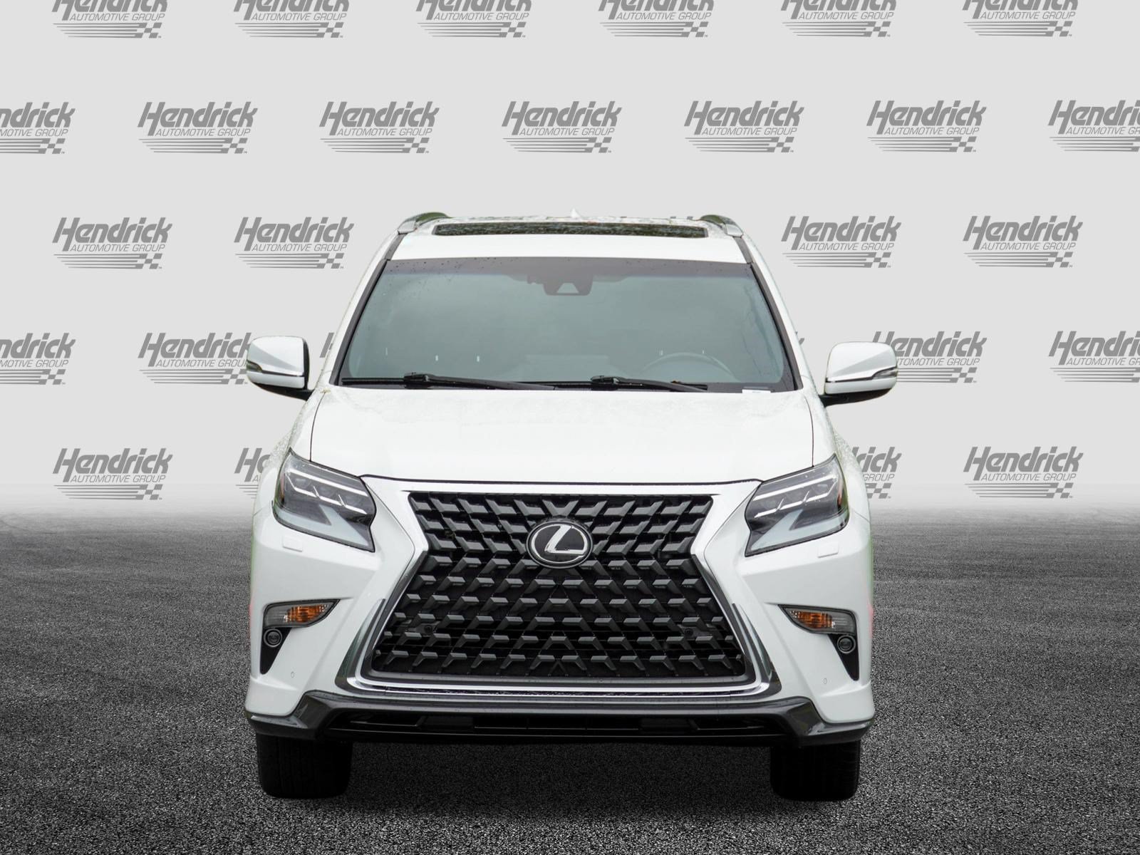 Used 2022 Lexus GX 460 Premium w/ Accessory Package AWD/4WD image 3