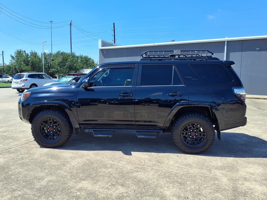 Used 2019 Toyota 4Runner TRD Off-Road AWD/4WD image 5