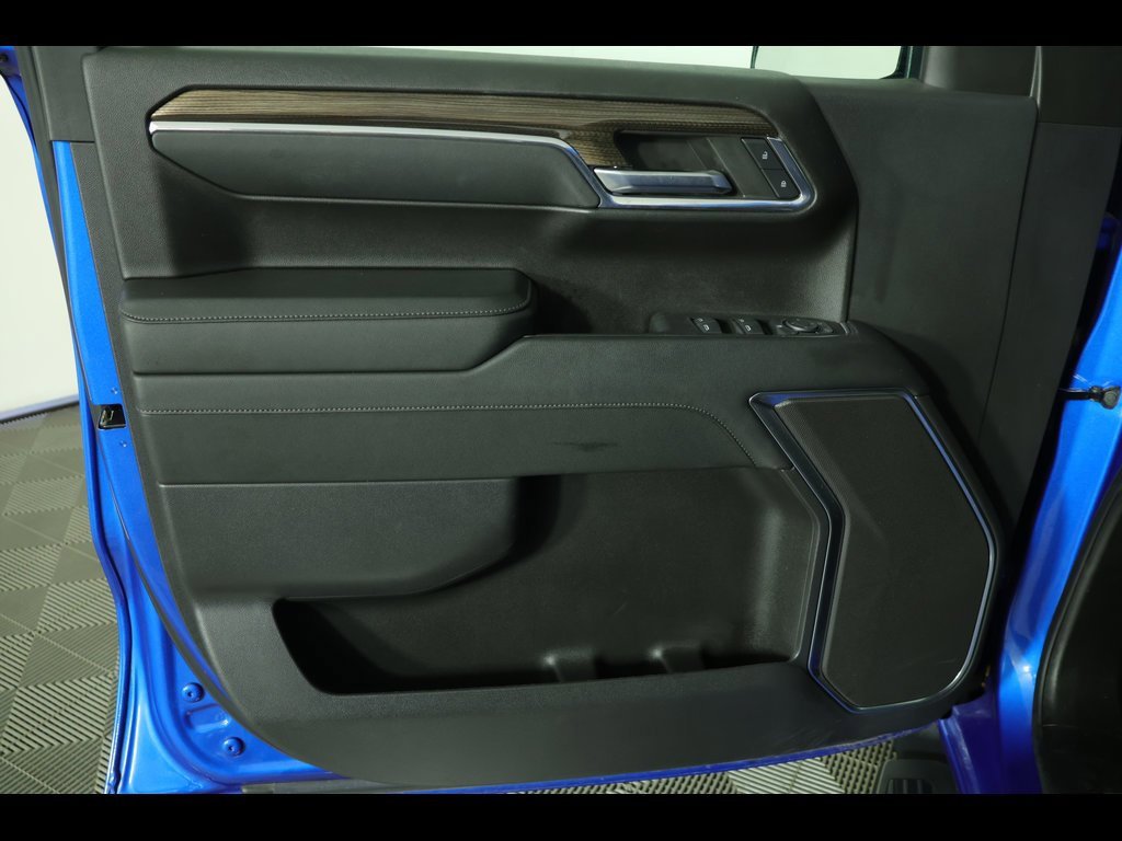 Used 2024 Chevrolet Silverado 1500 LT w/ Z71 Off-Road Package image 26