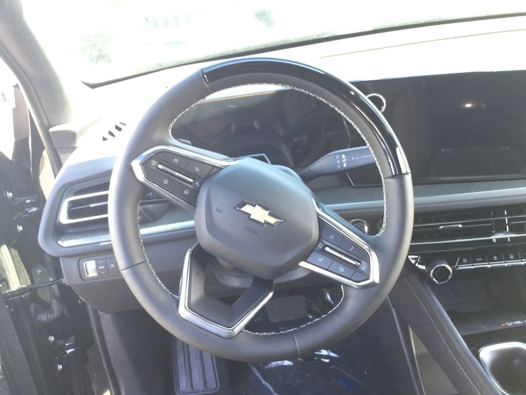 New 2025 Chevrolet Traverse LT w/ Enhanced Driving Package image 31