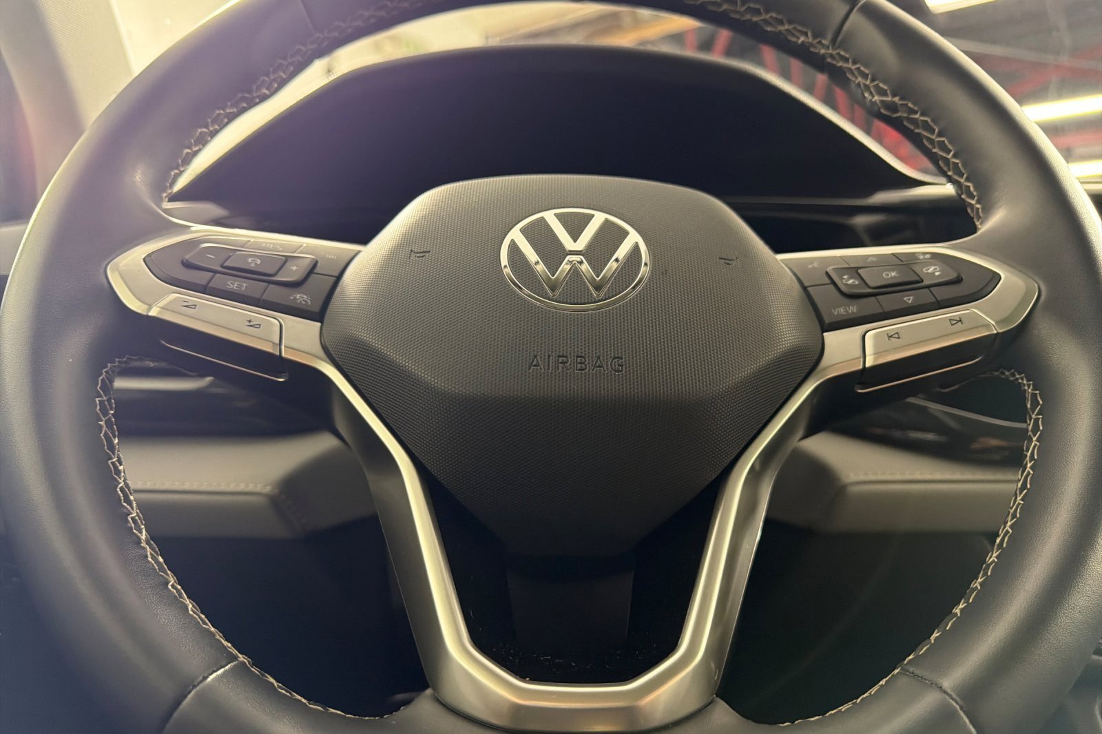 Used 2022 Volkswagen Taos SEL w/ Panoramic Sunroof Package image 23