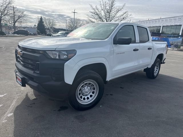 Used 2025 Chevrolet Colorado W/T w/ Advanced Trailering Package AWD/4WD image 1