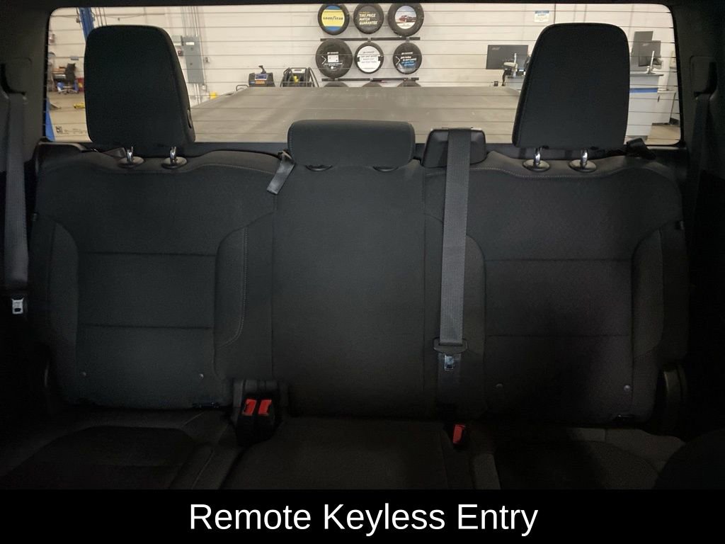 Used 2022 GMC Sierra 3500 SLE w/ SLE Convenience Package image 13