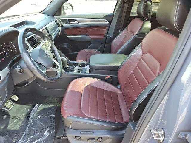 Used 2022 Volkswagen Atlas Cross Sport SEL Premium R-Line image 18