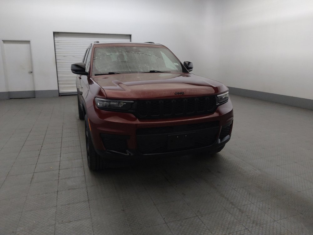 Used 2023 Jeep Grand Cherokee L Laredo AWD/4WD image 14