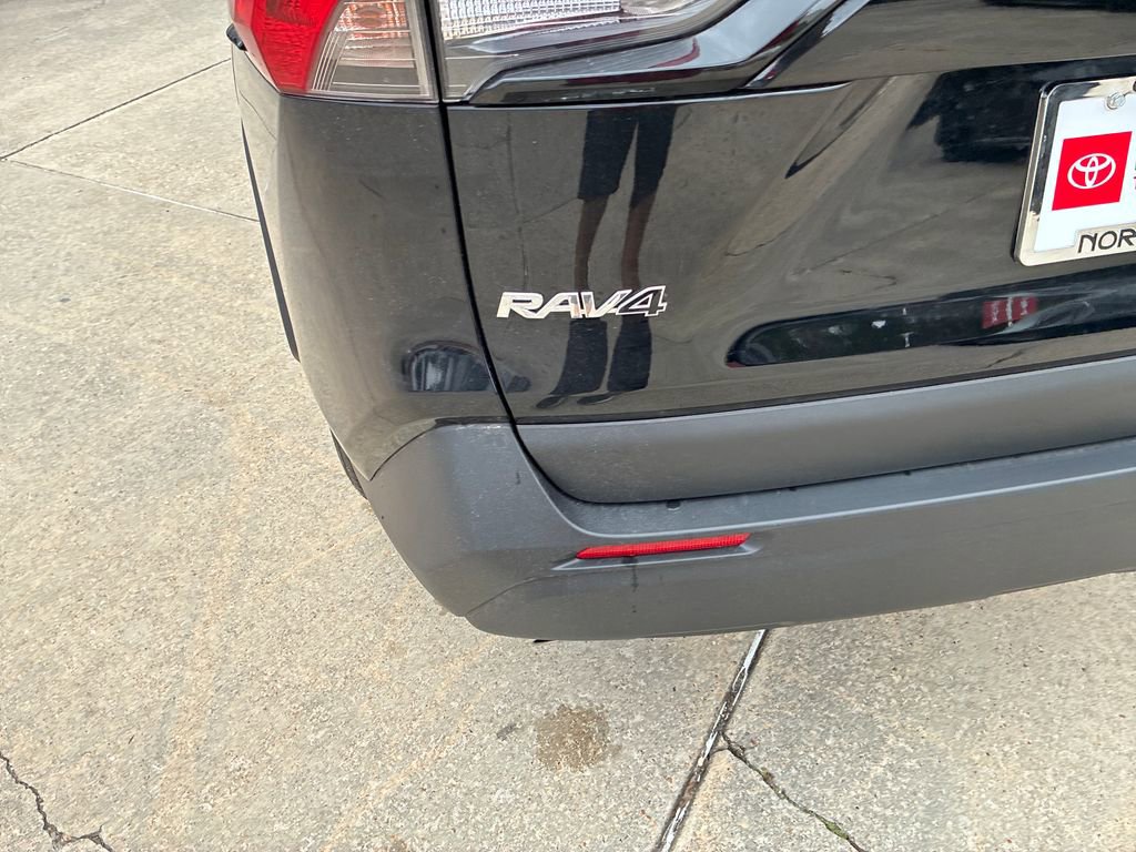 New 2025 Toyota RAV4 XLE image 6