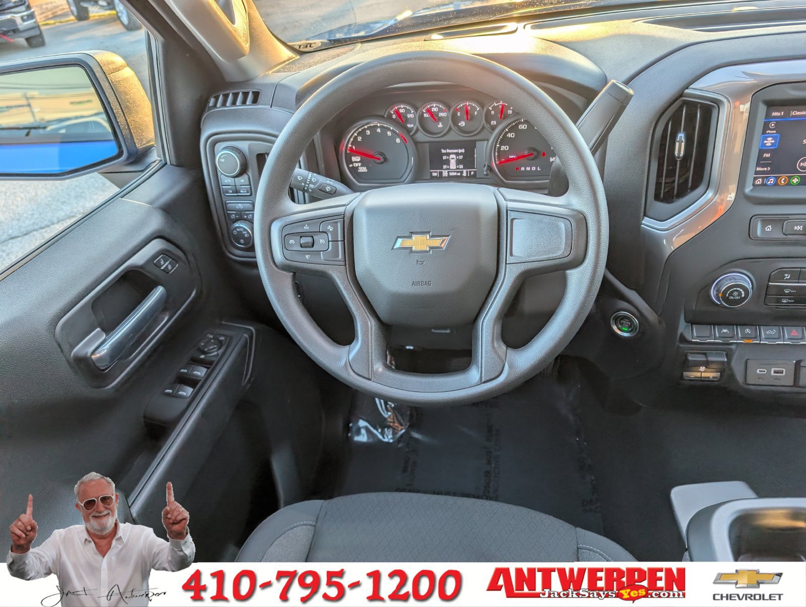 Used 2025 Chevrolet Silverado 1500 Custom AWD/4WD image 17