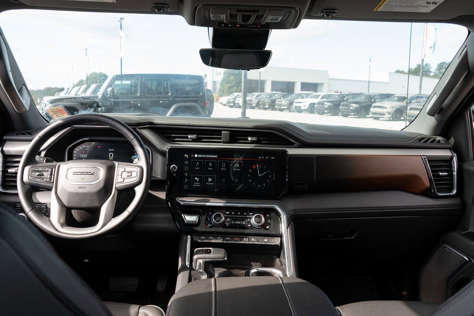Used 2024 GMC Sierra 1500 Denali w/ Denali Reserve Package image 20