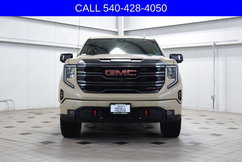 Used 2023 GMC Sierra 1500 AT4 w/ AT4 Premium Package AWD/4WD image 2