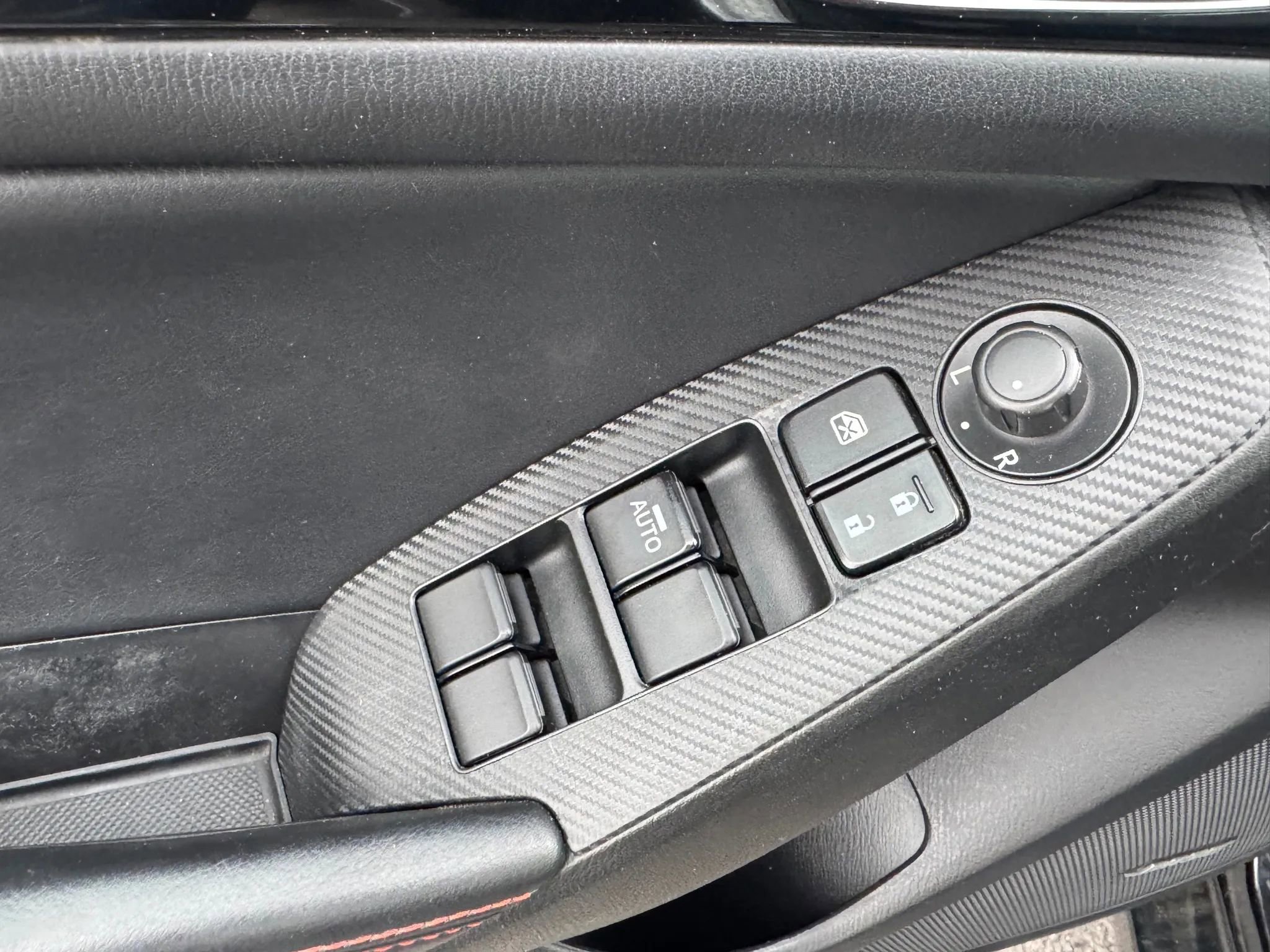 Used 2015 MAZDA MAZDA3 s Grand Touring image 29