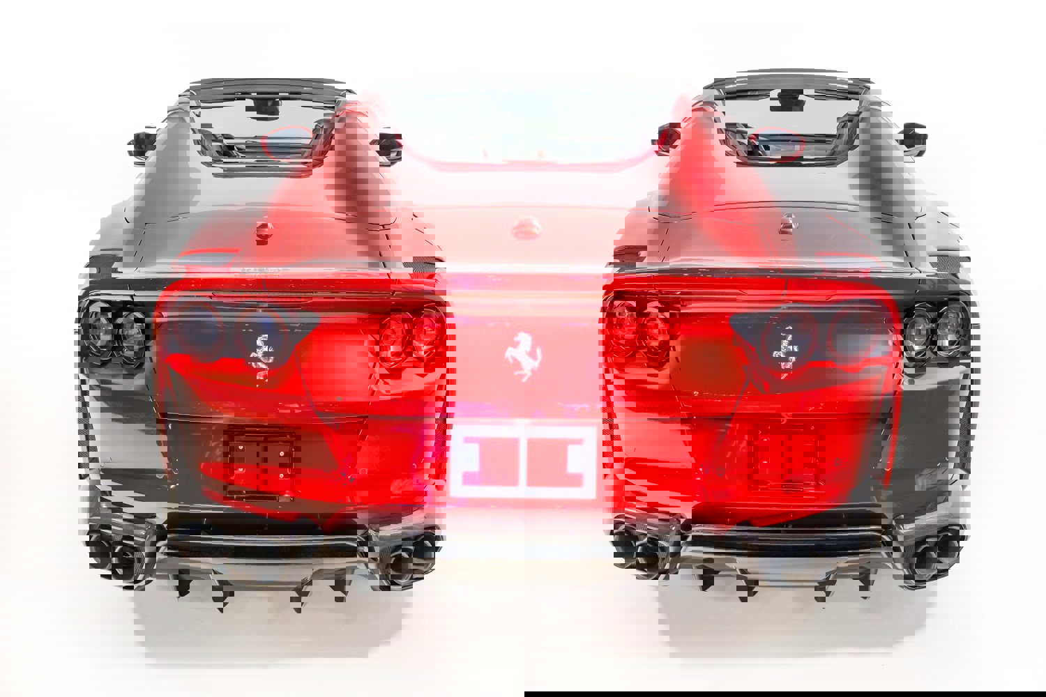 Used 2021 Ferrari 812 GTS image 17