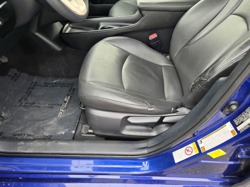 Used 2017 Toyota Prius Two w/ Prius Two Safety Plus Package FWD image 18