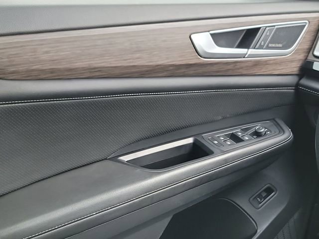 Used 2024 Volkswagen Atlas SEL Premium R-Line image 20