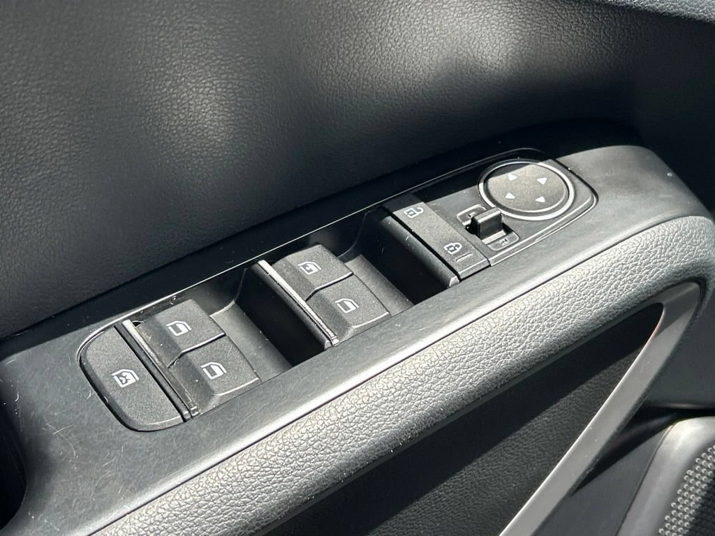 Used 2020 Kia Soul LX FWD image 19