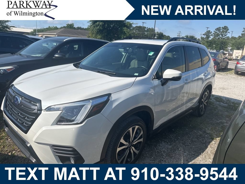 Used 2022 Subaru Forester Limited AWD/4WD image 1