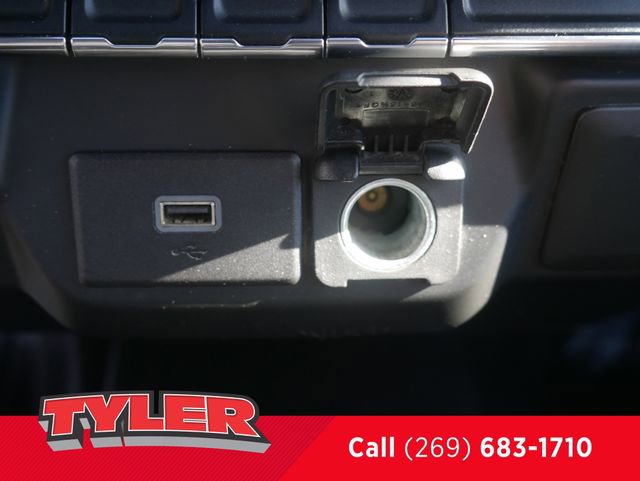 Used 2020 Chevrolet Silverado 1500 W/T w/ WT Fleet Convenience Package AWD/4WD image 33